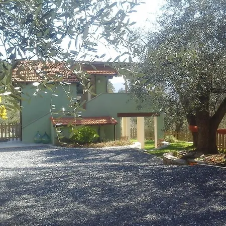 Terre Di Kır Evi